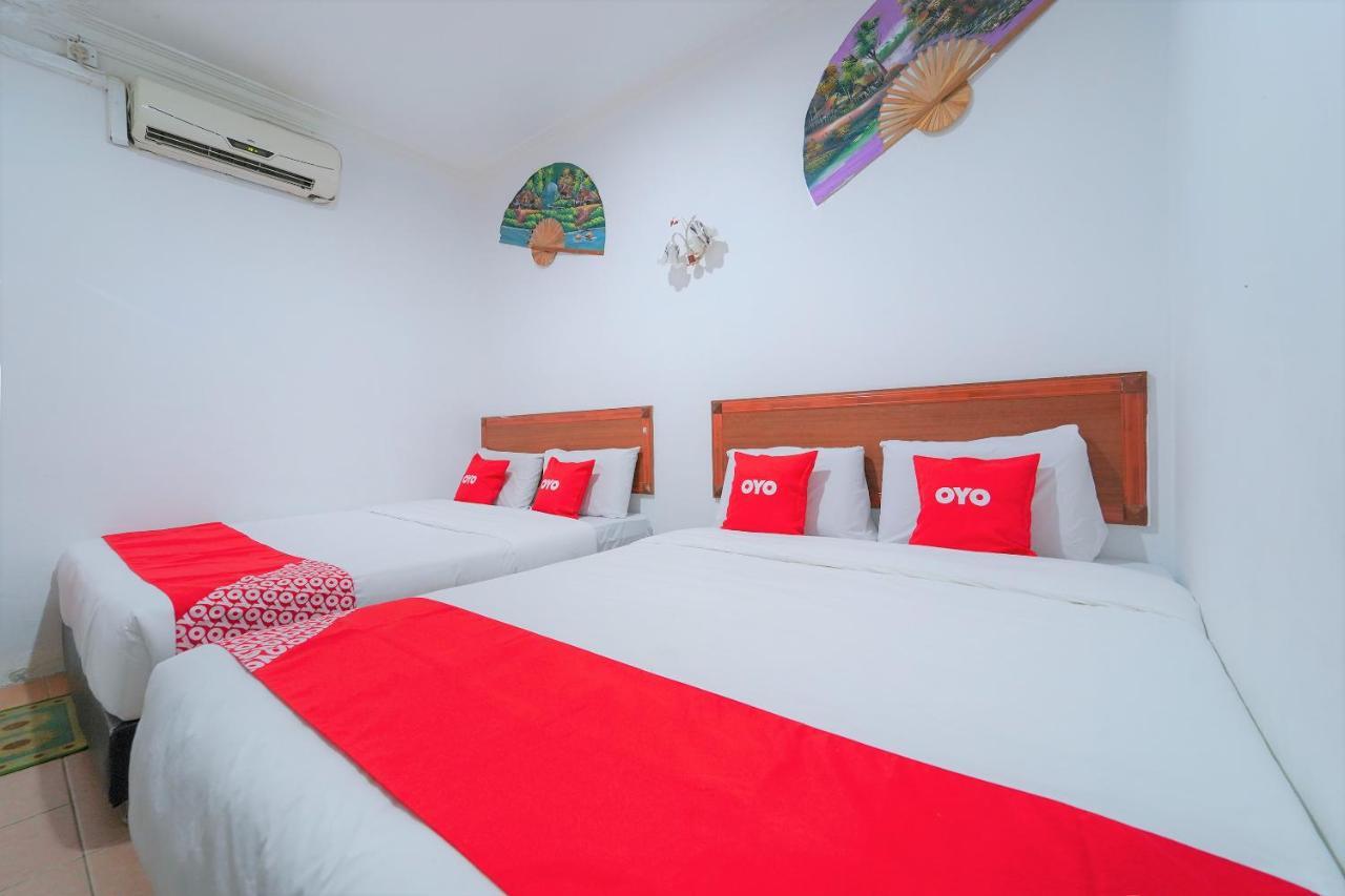 Oyo 89850 Mutiara Motel Kuah Εξωτερικό φωτογραφία