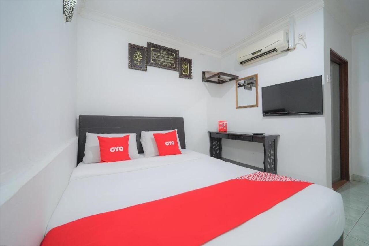 Oyo 89850 Mutiara Motel Kuah Εξωτερικό φωτογραφία